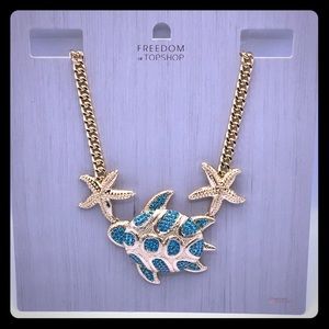 NWT Topshop Freedom turtle necklace